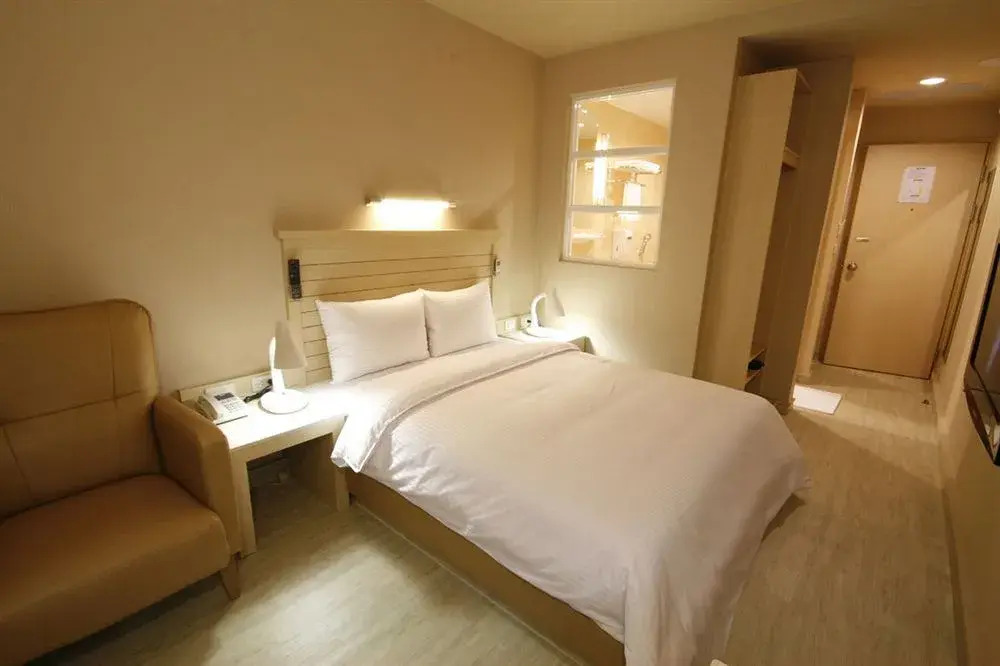 Kindness Hotel - Jhong Jheng