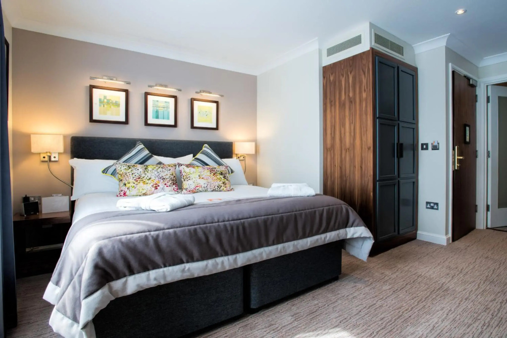 voco Oxford Spires by IHG