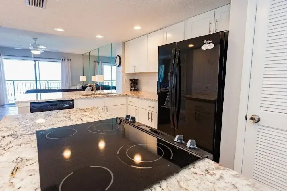 Windjammer Oceanfront Condominiums