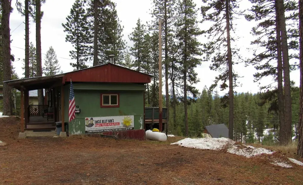 Uncle Billy Bob's Redneck Trailers Vacation Rentals #3