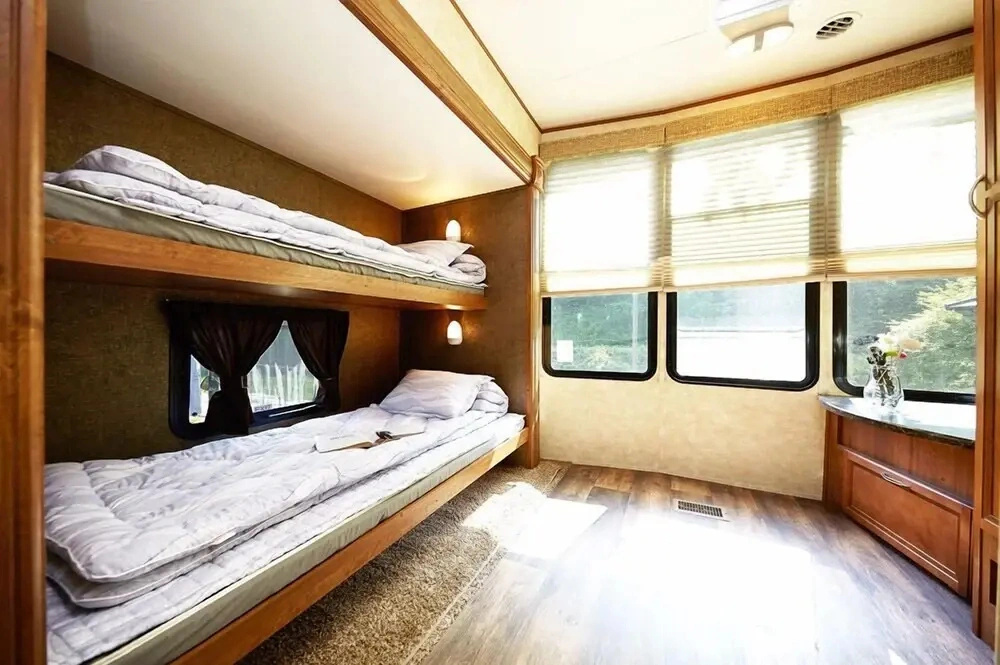 Sunshine Caravan