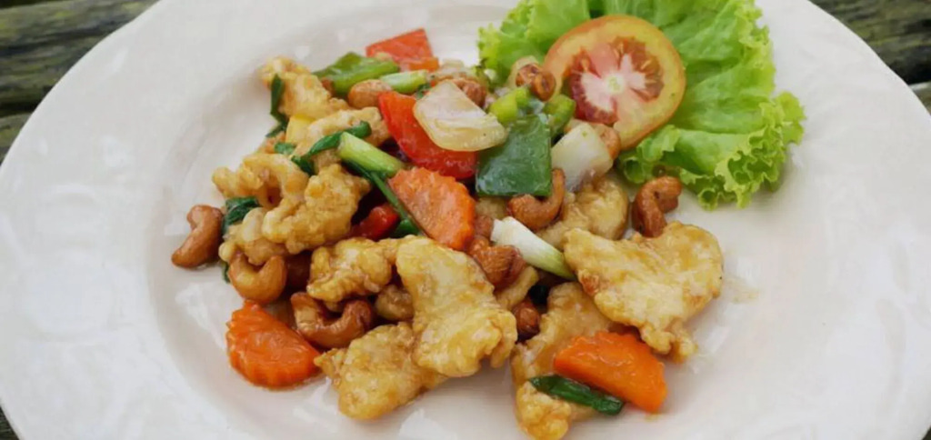 Ton-Aor on the beach resort & restaurant