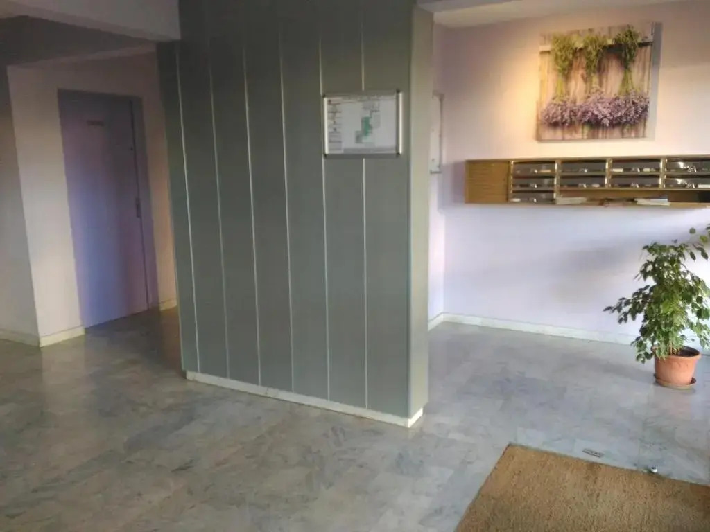 Appartement Le Lavandou, 2 pièces, 4 personnes - FR-1-308-120
