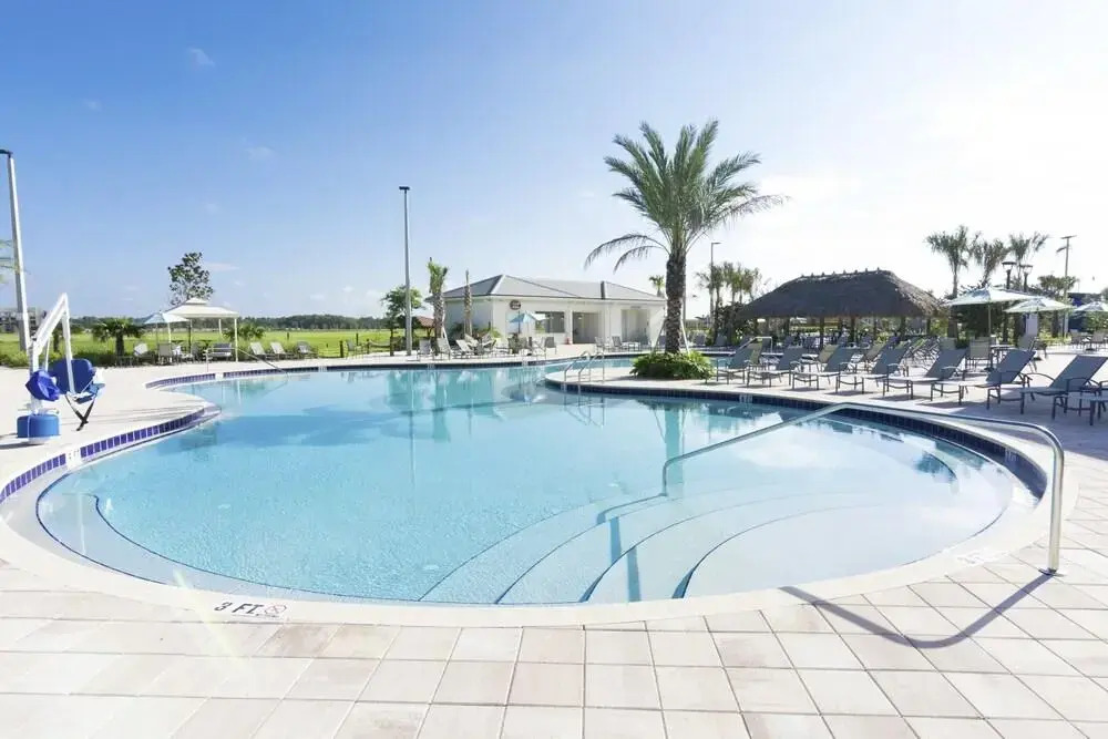 Fabulous Apartment with balcony at Storey Lake 272977