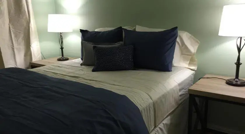Hollywood Private One-Bedroom Apartment