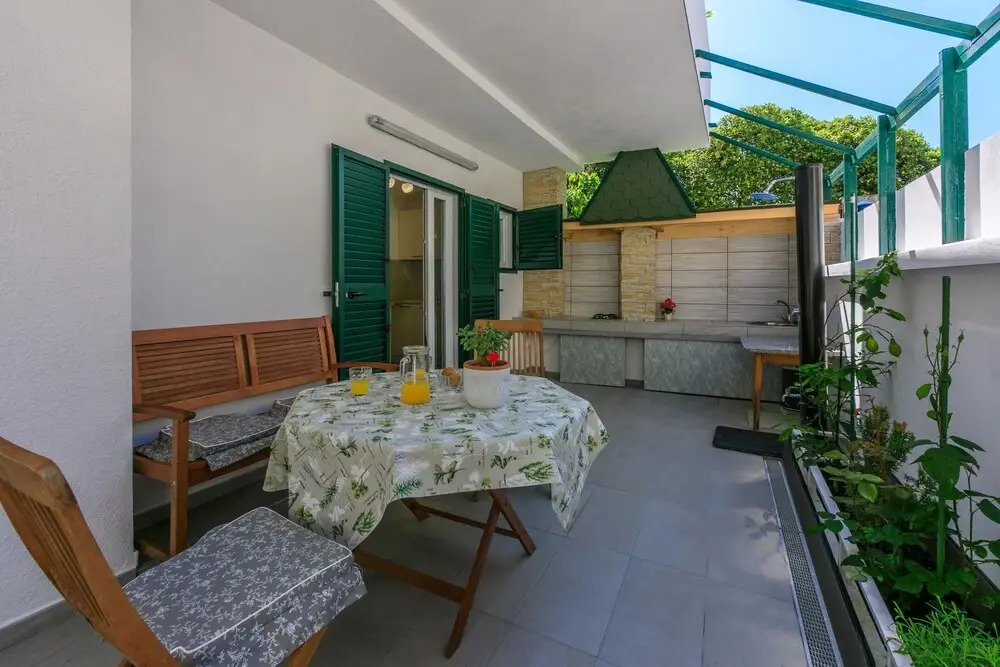 House Adamo