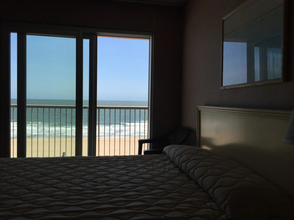 Americana Hotel Boardwalk