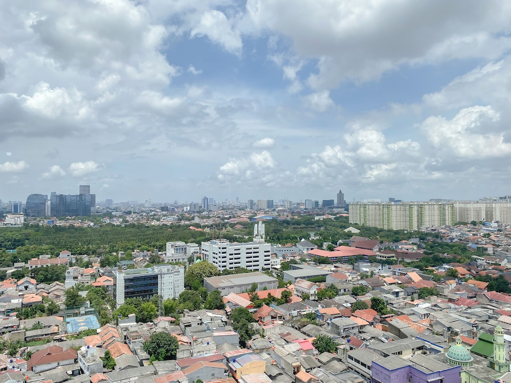 Cozy 2Br For 4 Pax At Nifarro Park Apartment