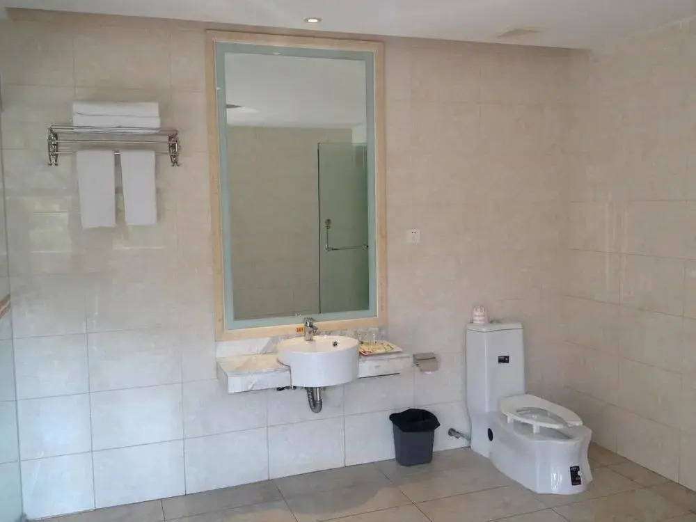 Nanhua Qifu Hot Spring Hotel