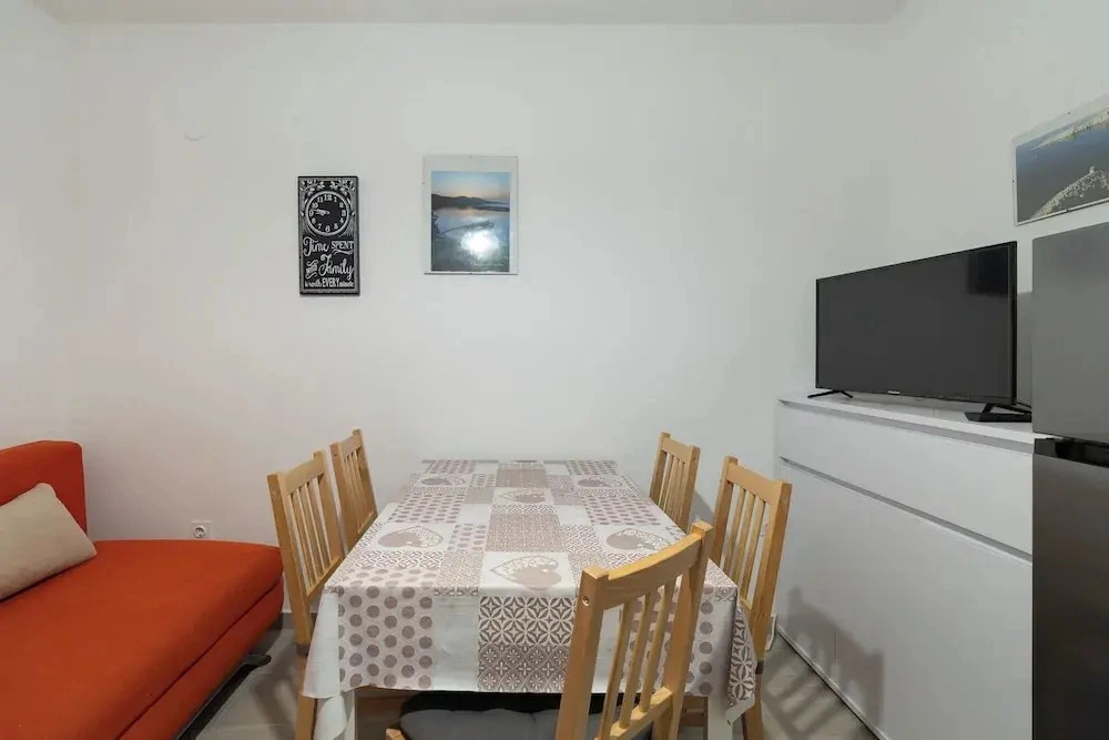 Apartments Pere