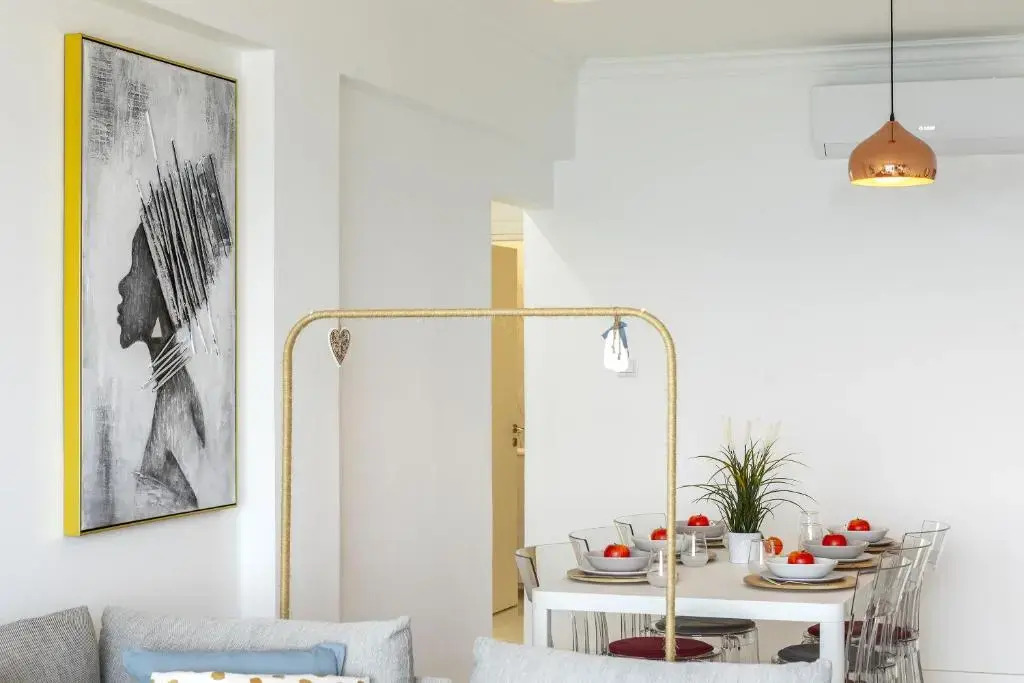 Lovely 3-bedroom apartment in Prokymea court