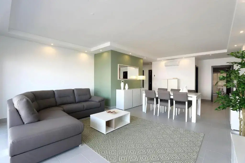 Original 3 Bedroom Downtown