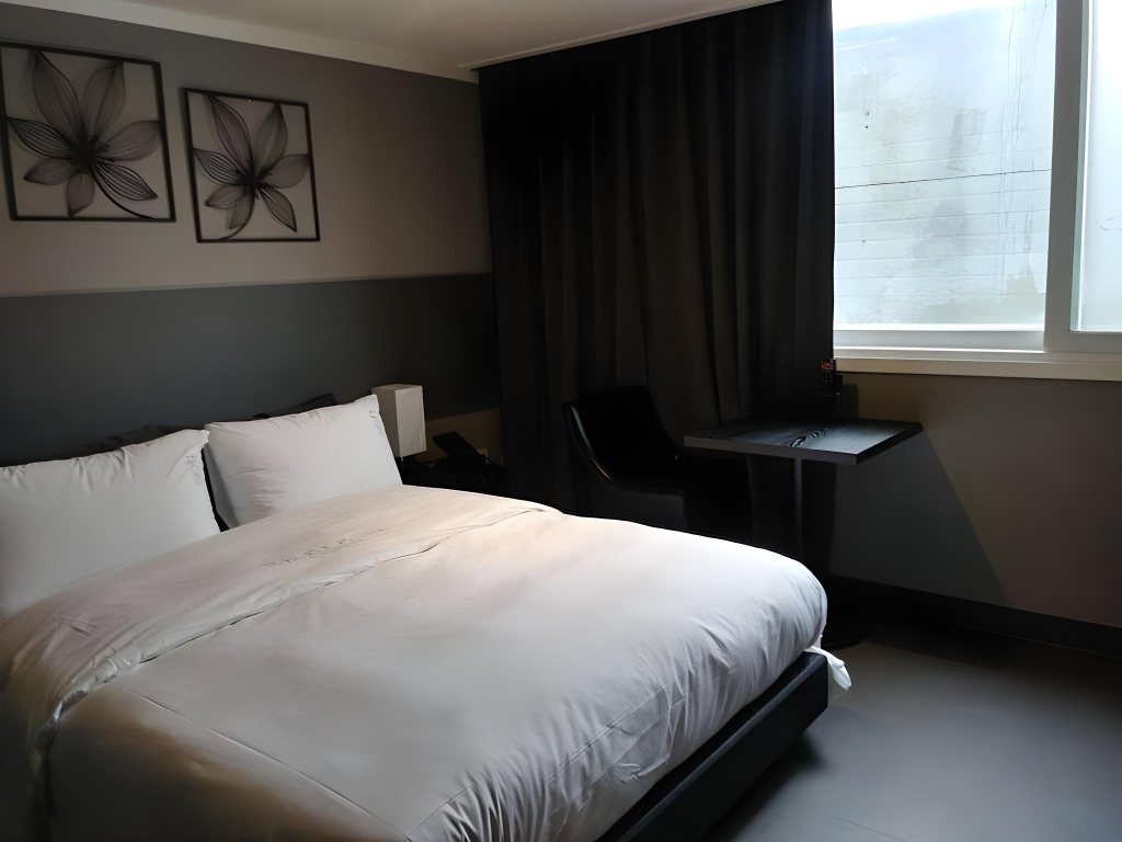 Pyeongtaek Stay Tourist Hotel