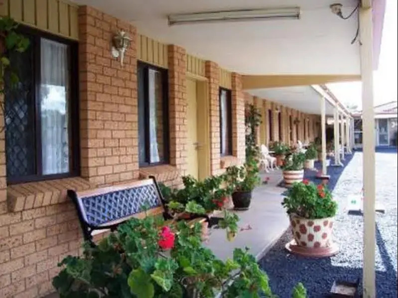 Three Ways Motel