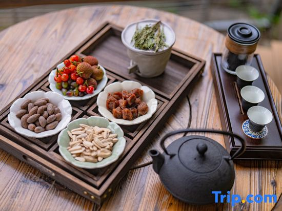 Tonglu Yan GUI Chao Yin Shan Lu Homestay