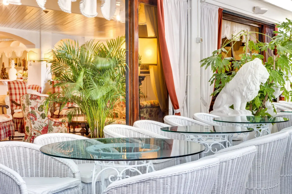 Agora Park Hotel