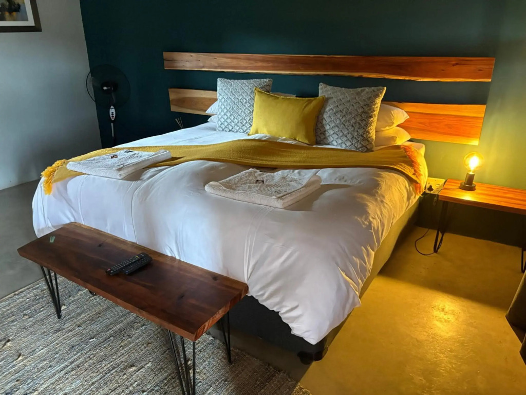Klein Karoo Game Lodge