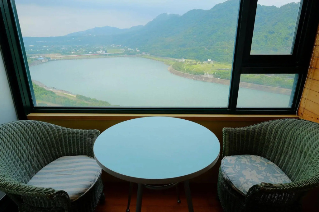 Shenshen B & B