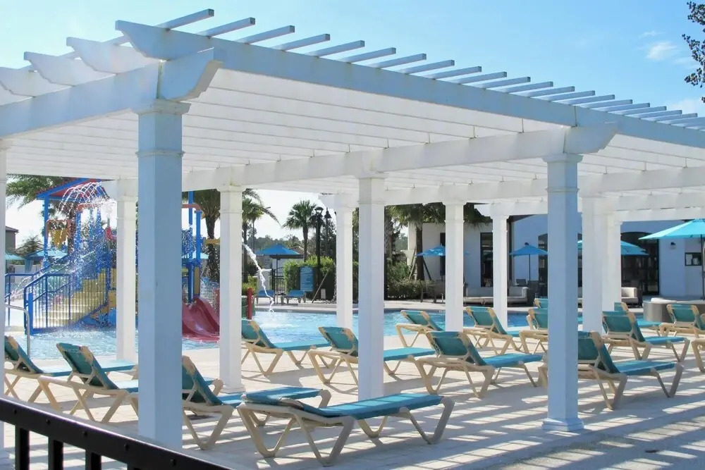 8BR Home - Near Disney - Private Pool and Hot Tub