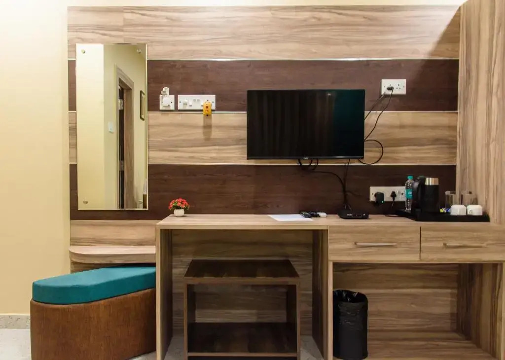 Hotel Divine Paradise - Dibrugarh