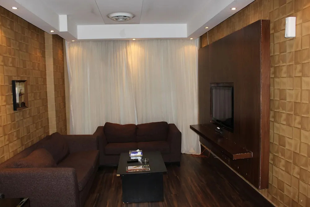 Terrace Furnished Apartments Fintas 2