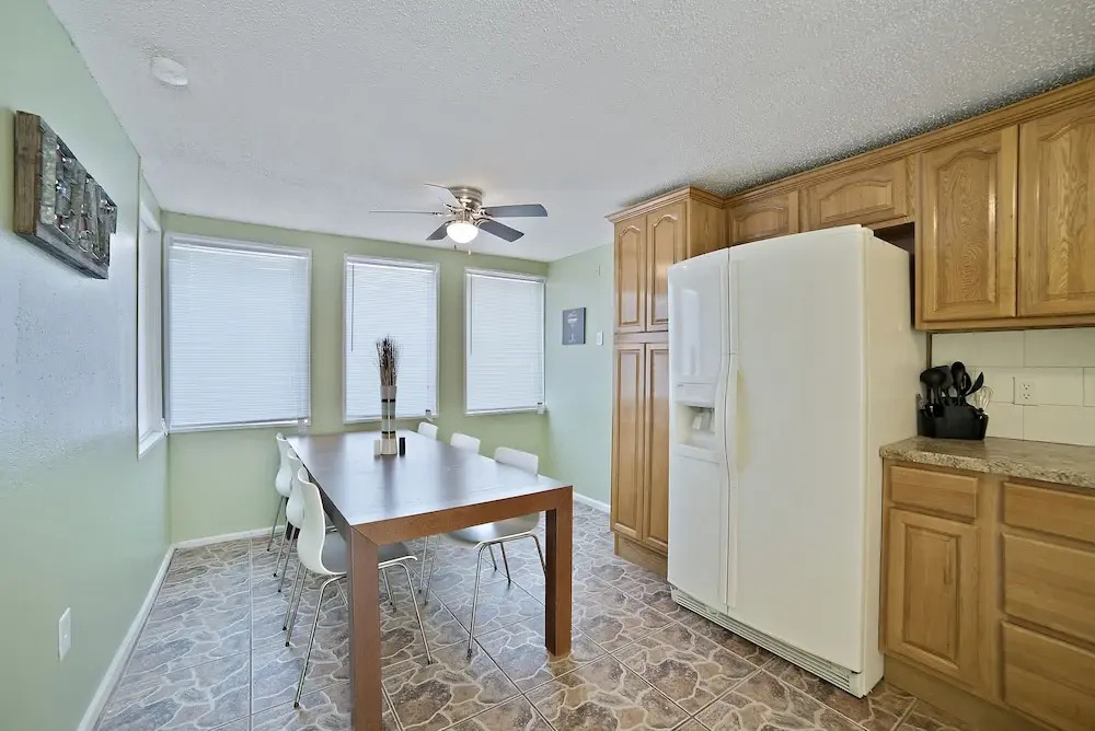 3BR House in Tampa by Tom Well IG - 2911