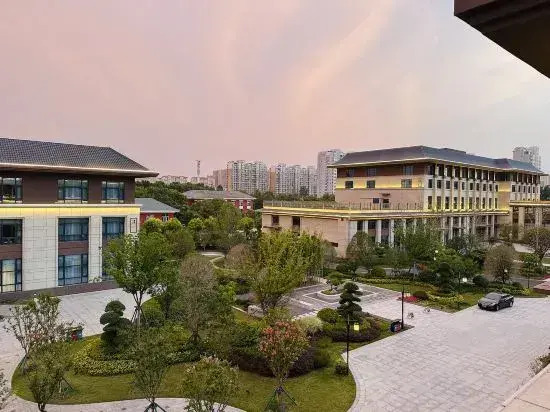 Zhoukou City Guest House