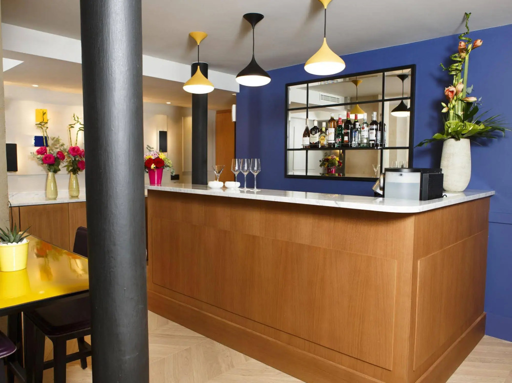 Les Matins de Paris & Spa