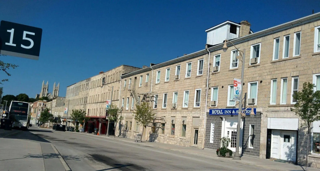 Royal Inn and Suites at Guelph
