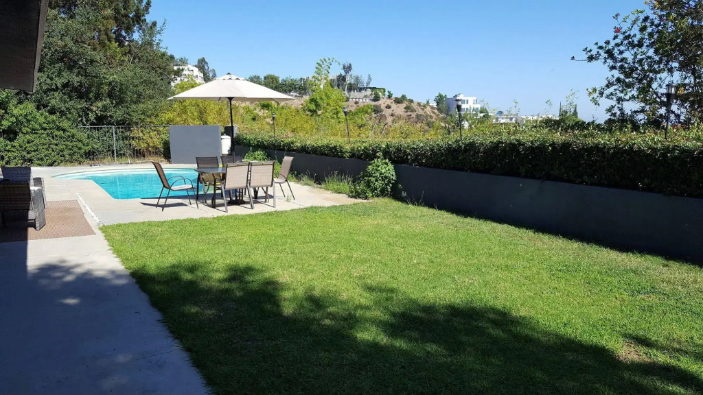 Full City View House with Pool