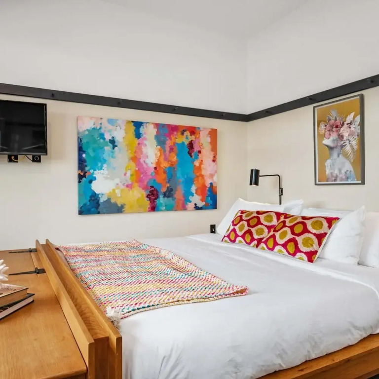 Kasa Classic Studio Near Carnegie Museum of Art The Maverick
