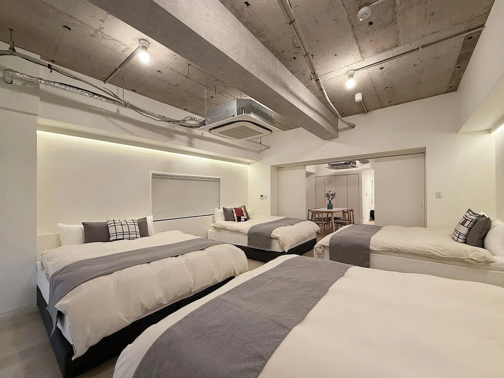 Naou bld 201