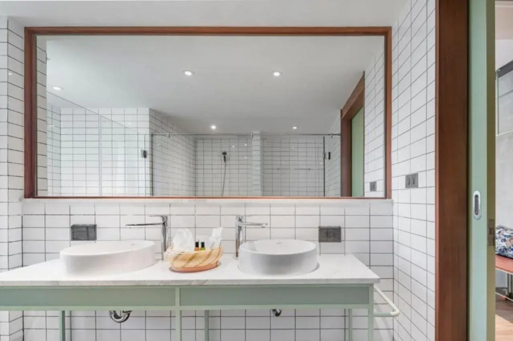 Samsen Street Hotel