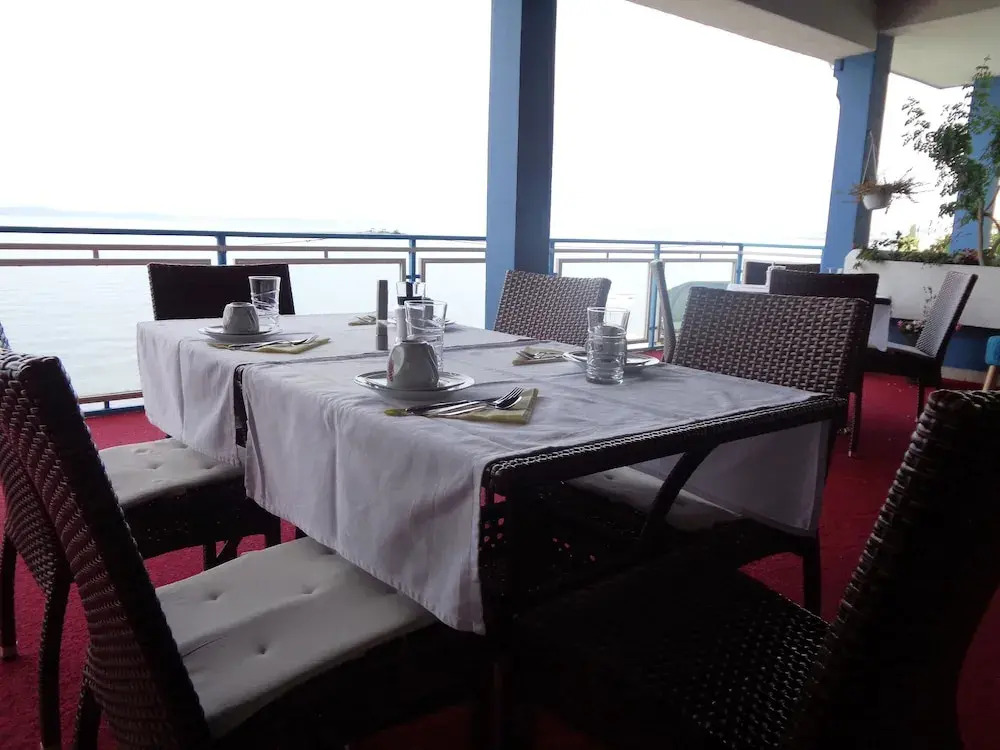 Beachfront Apartments Zanic