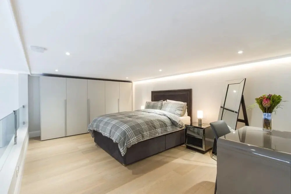 1 Bedroom Duplex to Rent- Clanricarde 8
