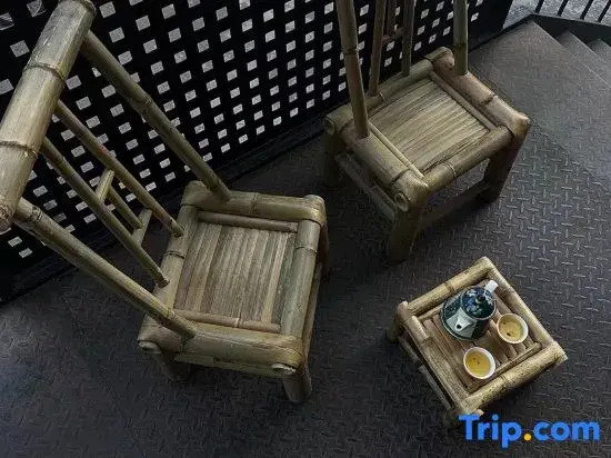 Wohkoon Traveling Sun Hostel (Beijing Drum Tower Shichahai Metro Station Store)
