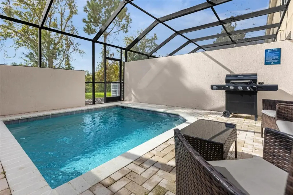 3 Bedrooms 3 Bathrooms Windsor Palms 2340 Sp