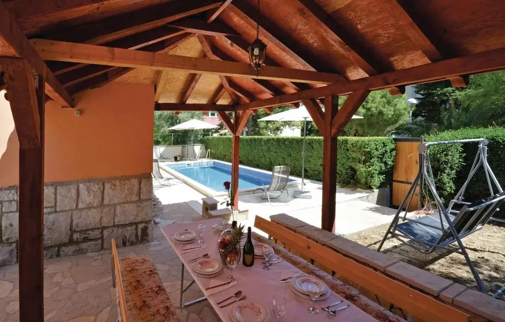 Nice Home in Split With Wifi and 4 Bedrooms