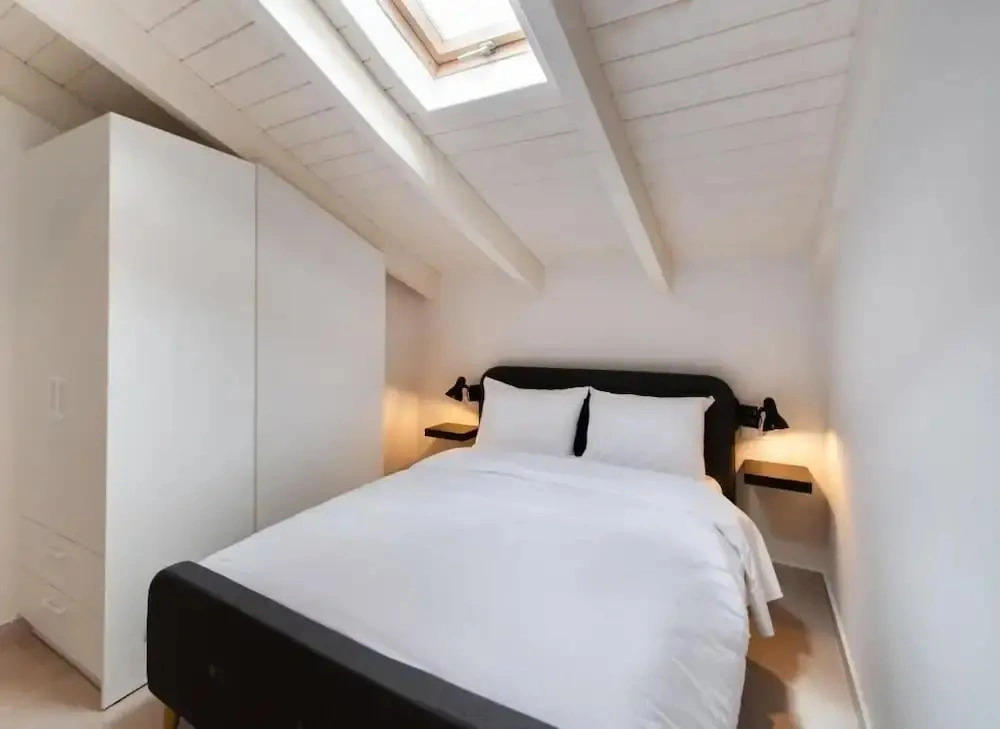 Dawn Apartments