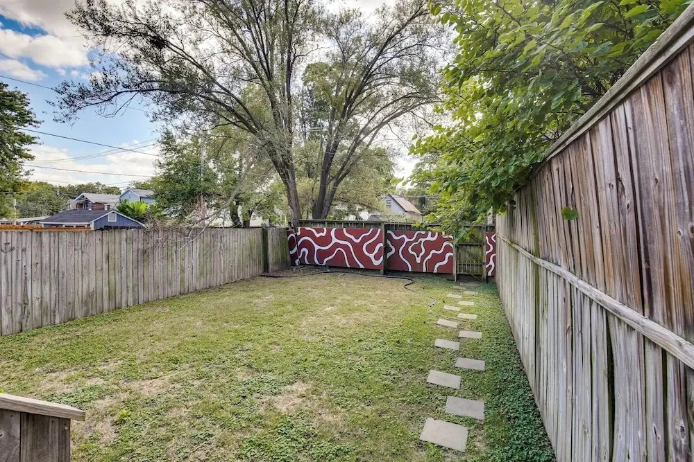 Walk to Tower Grove Park: St Louis Getaway