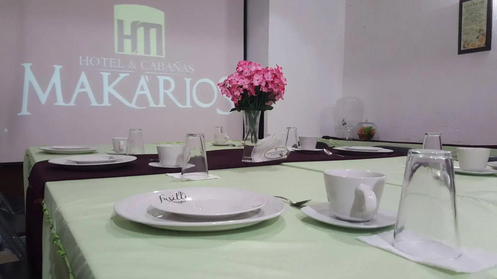 Hotel Makarios