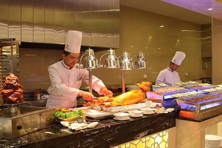 Xinjiang Plaza VIP Building