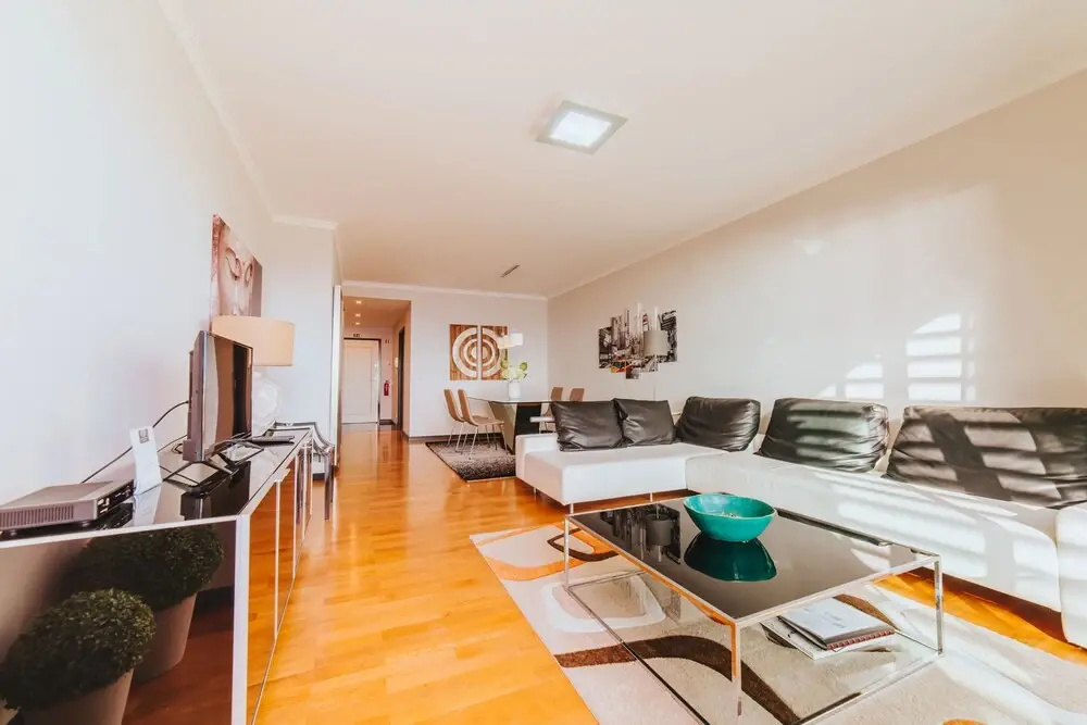 Oceanside Terrace Apartment by Holiday Rental Management