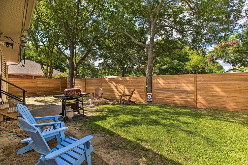 Walk to Dtwn Forney: 'gigi's Place' w/ Fire Pit