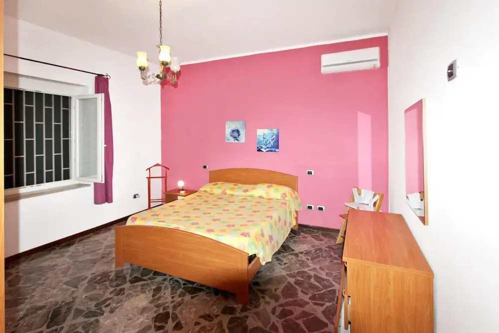 Villa With 4 Bedrooms in Torre Pali Lecce, With Wonderful sea View, En