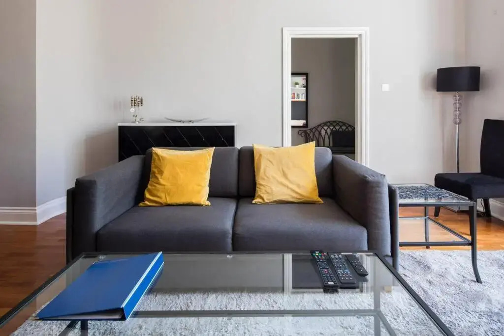 Large and Luxurious 2B 2B flat nr Paddington