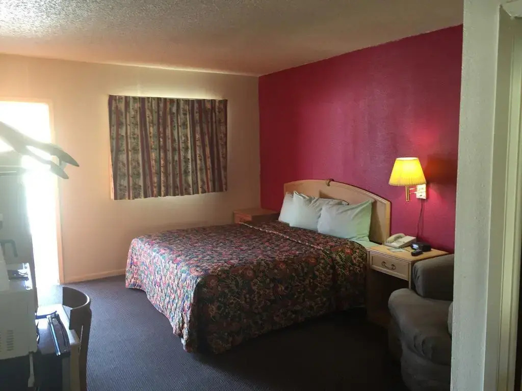 Avalon Motel