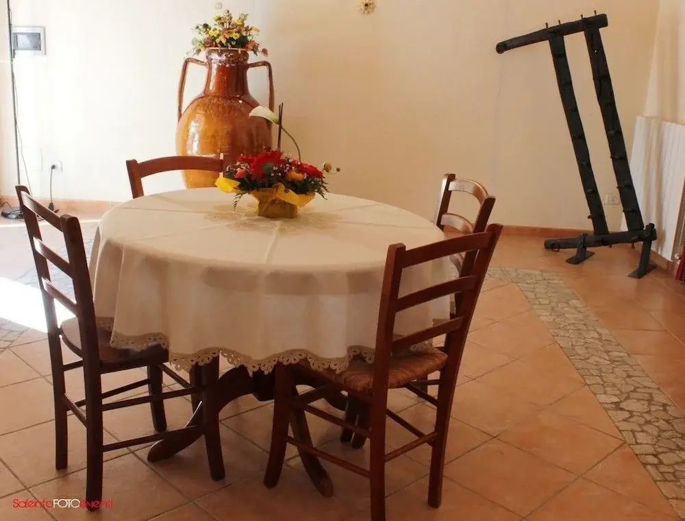 Exedra Holiday House