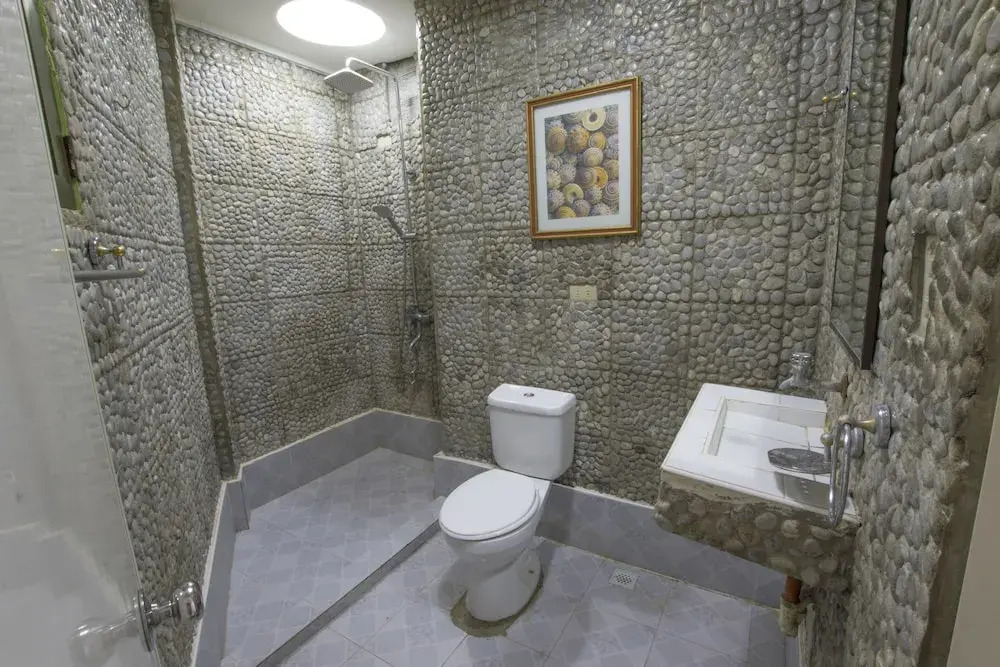 Niu Ohana East Bay Apartments
