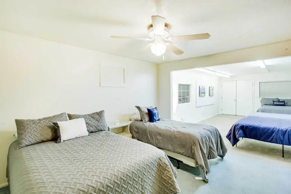 Main Street Townhome - 12 Miles to Bear Lake!